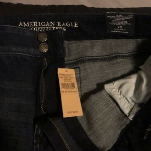 American eagle size 20 distressed jeans NWT
